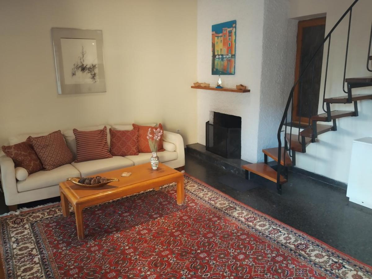 Sunny Apartment Northern Atenas Exterior foto